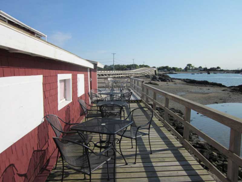 Oceanfront Dining